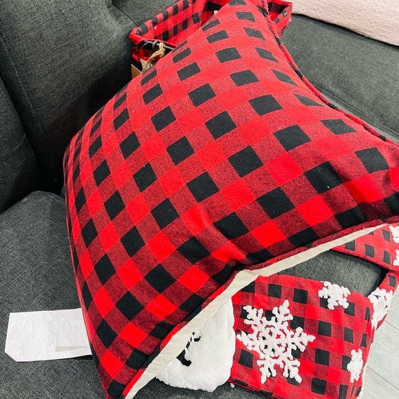 NEW Buffalo Plaid Red Black Christmas Decorations Bundle Set Stockings Basket - Picture 2 of 6
